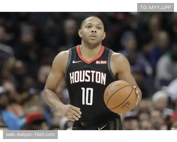 埃里克·戈登利用挡拆创造三分机会显著提升球队外围火力