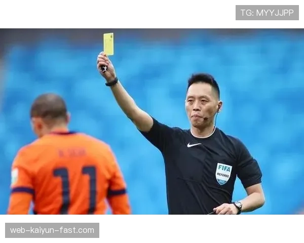 门将出击限制有哪些细节，裁判如何准确判罚？